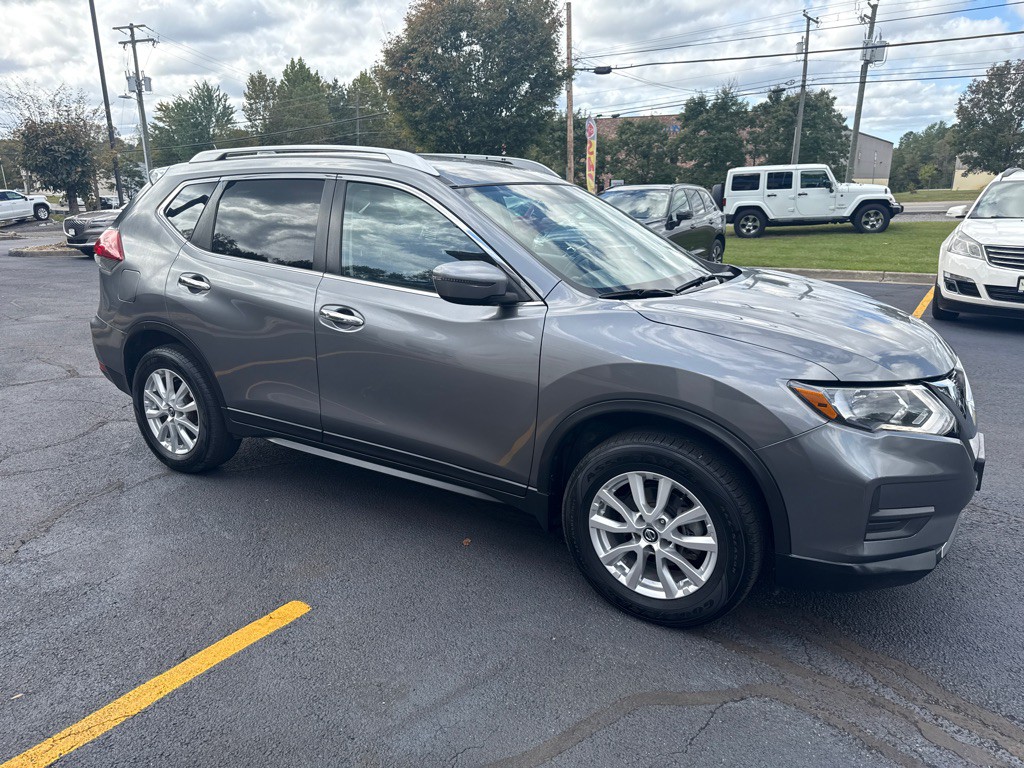 2018 Nissan Rogue Image 4
