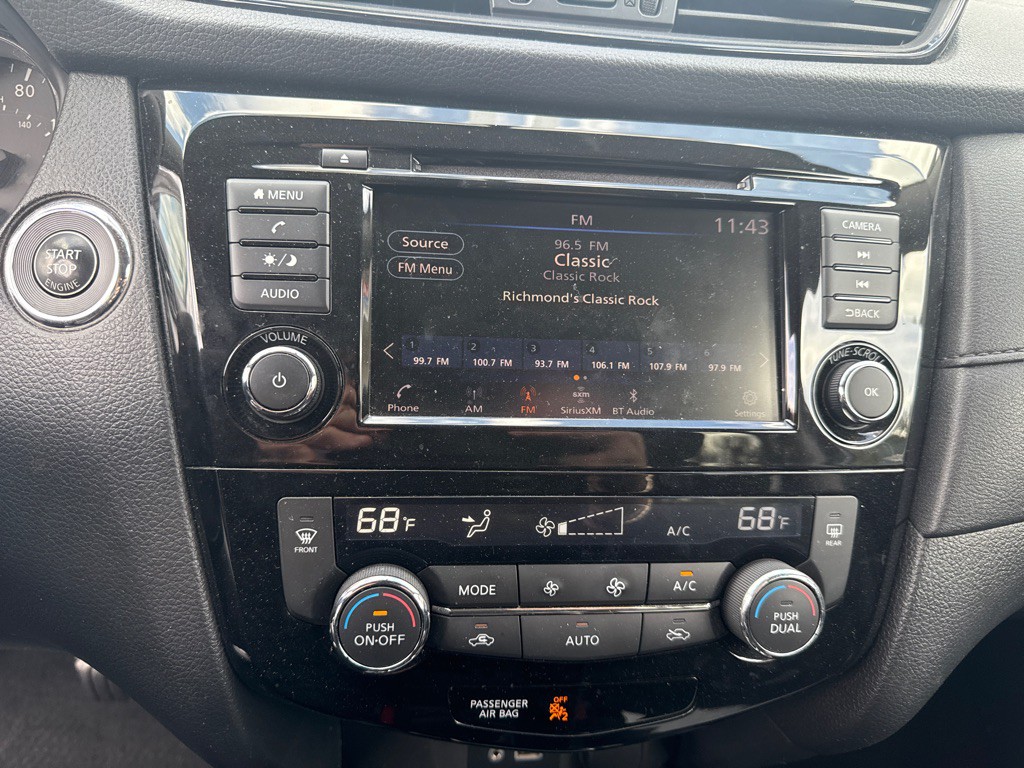 2018 Nissan Rogue Image 11