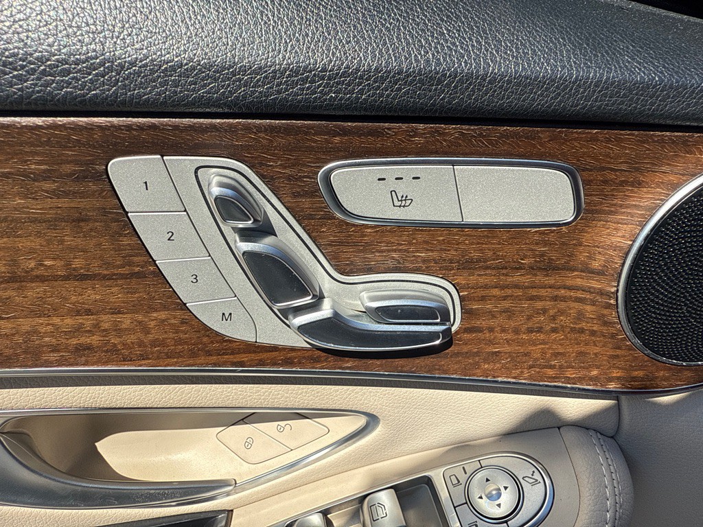 2019 Mercedes-Benz C-Class Image 7