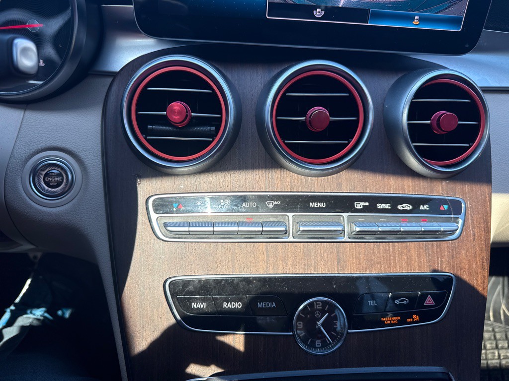 2019 Mercedes-Benz C-Class Image 11