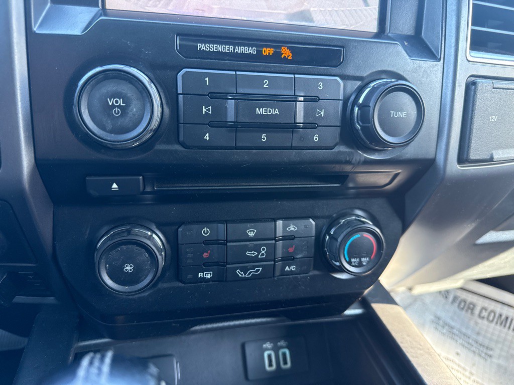 2016 Ford F-150 Image 12