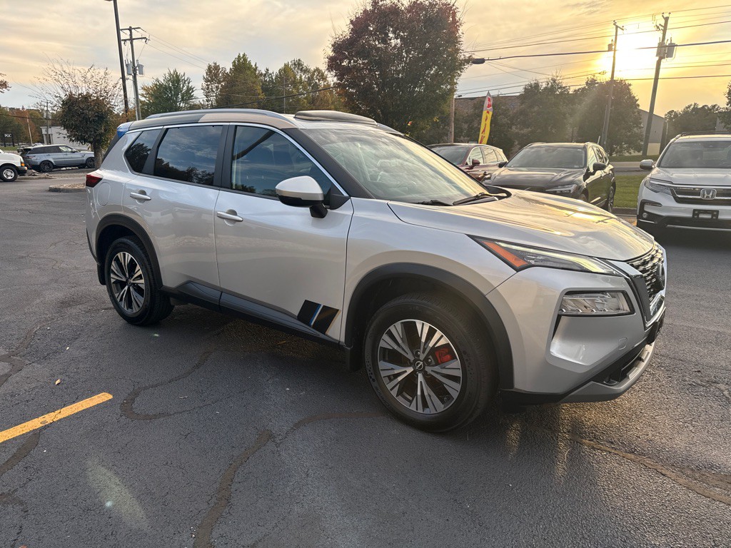 2022 Nissan Rogue Image 4