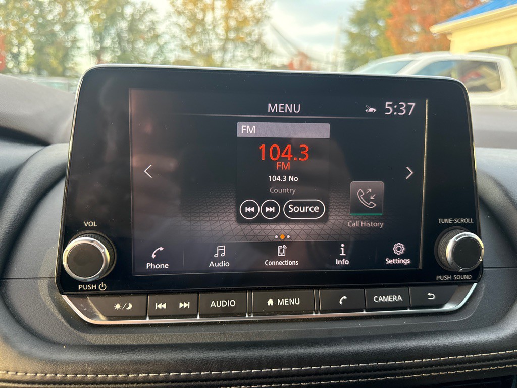 2022 Nissan Rogue Image 13