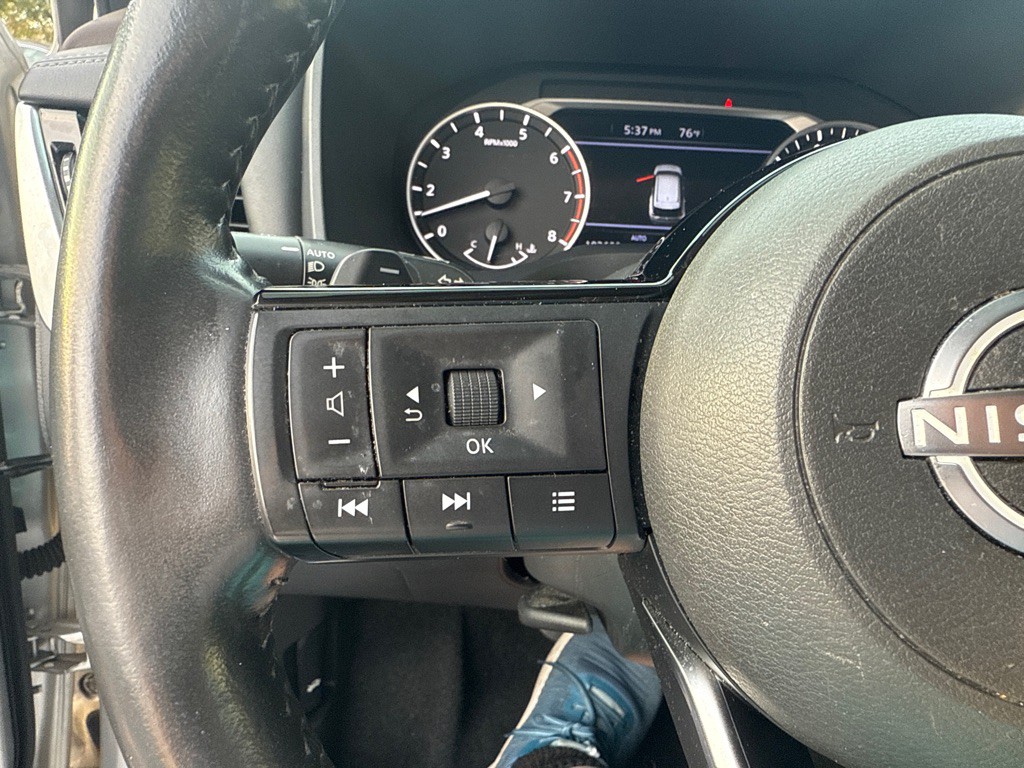 2022 Nissan Rogue Image 18