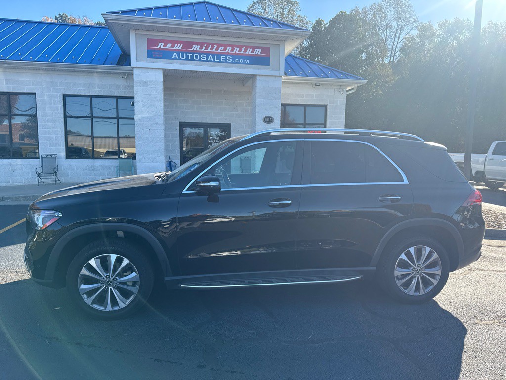 2023 Mercedes-Benz GLE-Class Image 2