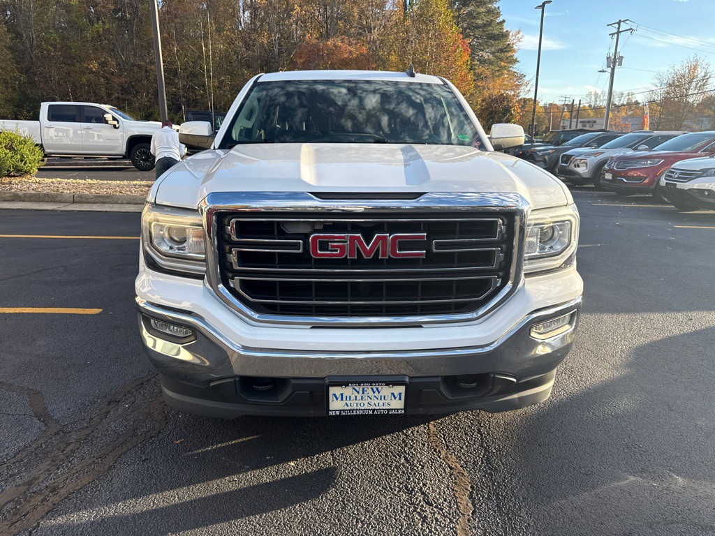 2017 GMC Sierra Image 3
