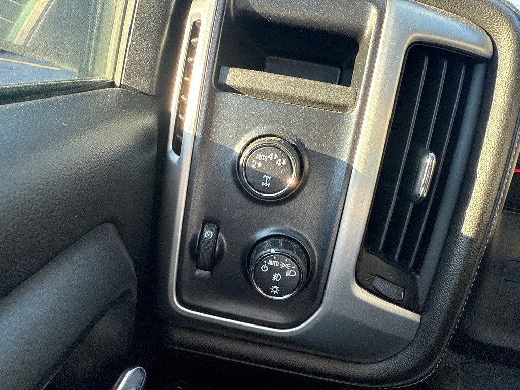 2017 GMC Sierra Image 14