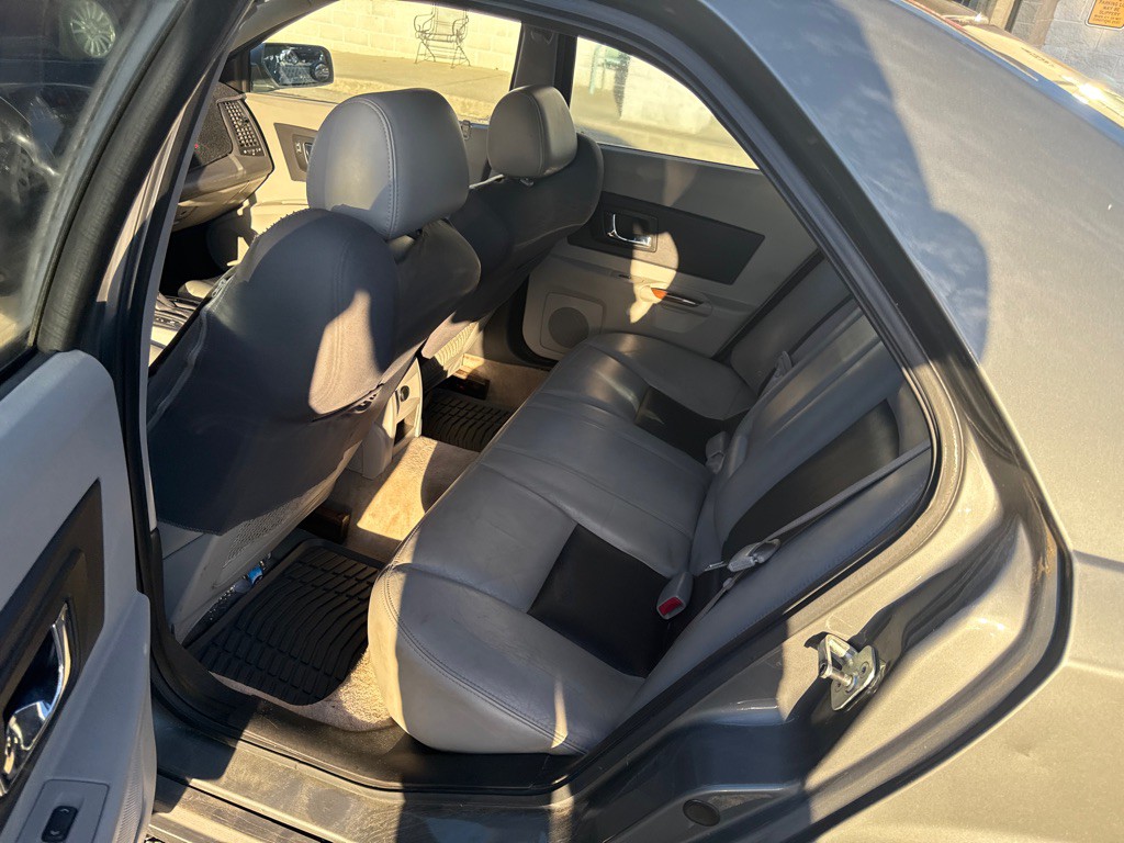 2004 Cadillac CTS Image 7