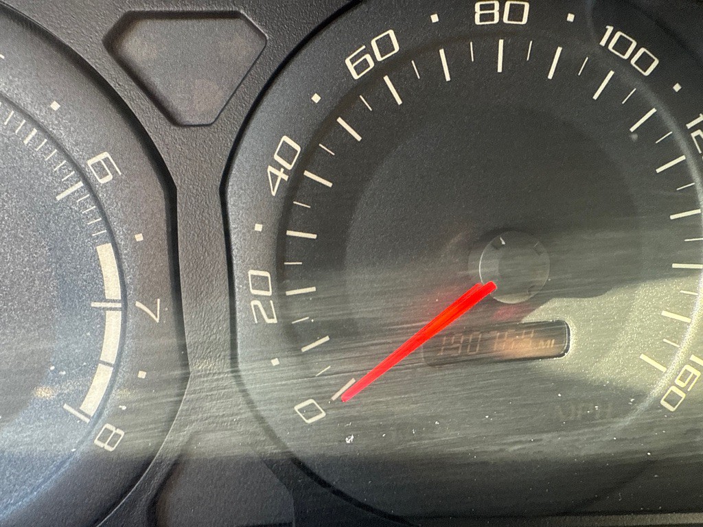 2004 Cadillac CTS Image 9