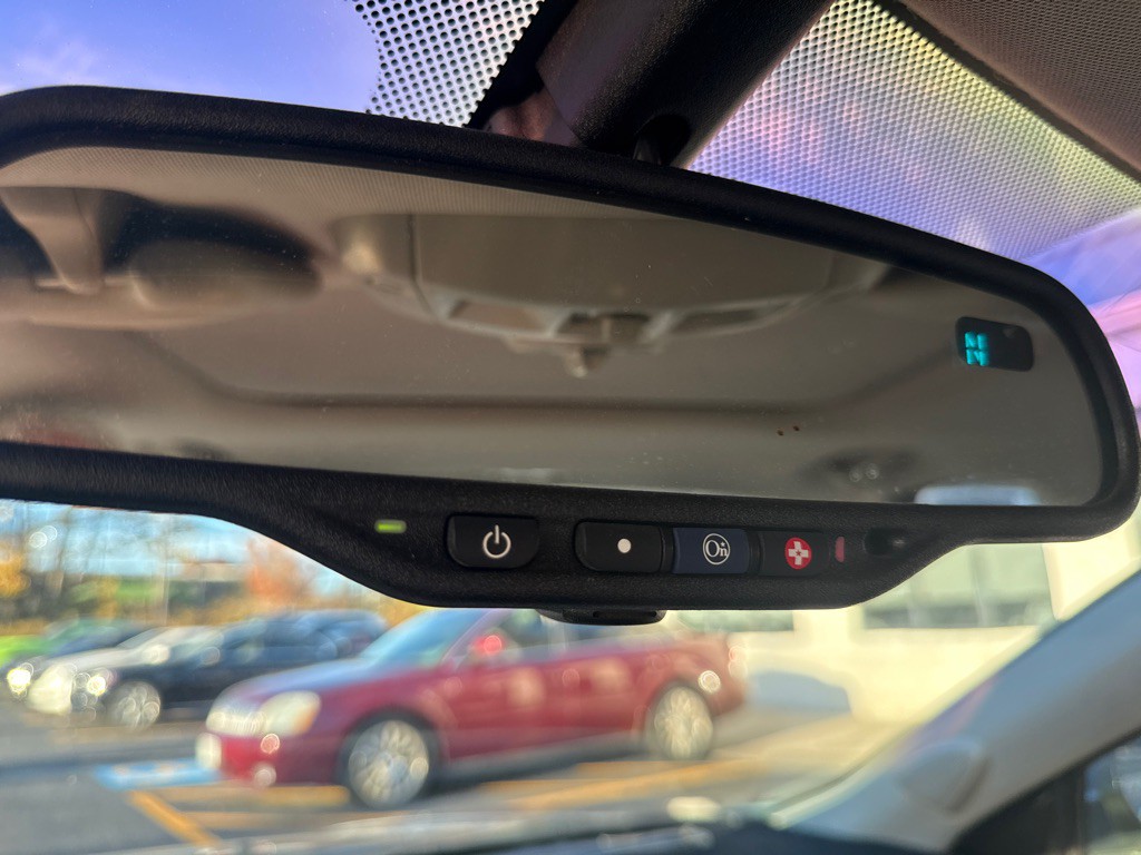 2004 Cadillac CTS Image 15