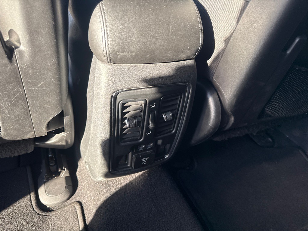 2019 Jeep Grand Cherokee Image 9