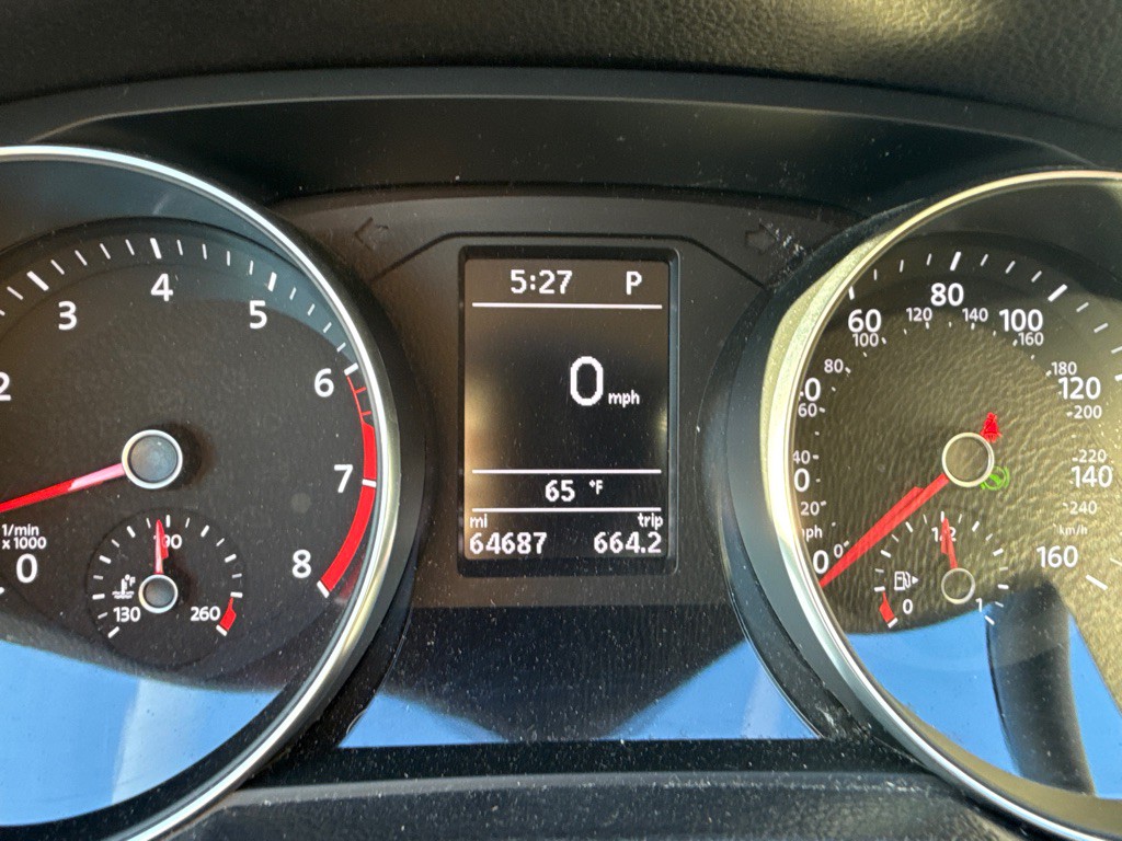 2018 Volkswagen Passat Image 8