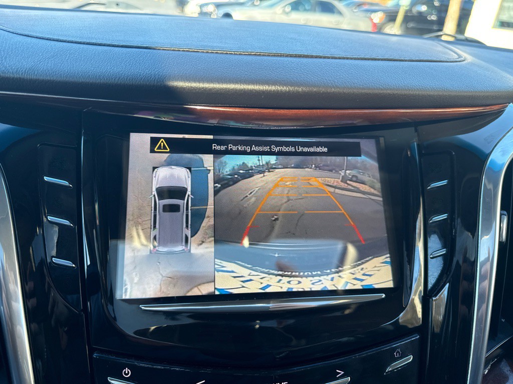 2016 Cadillac Escalade Image 15