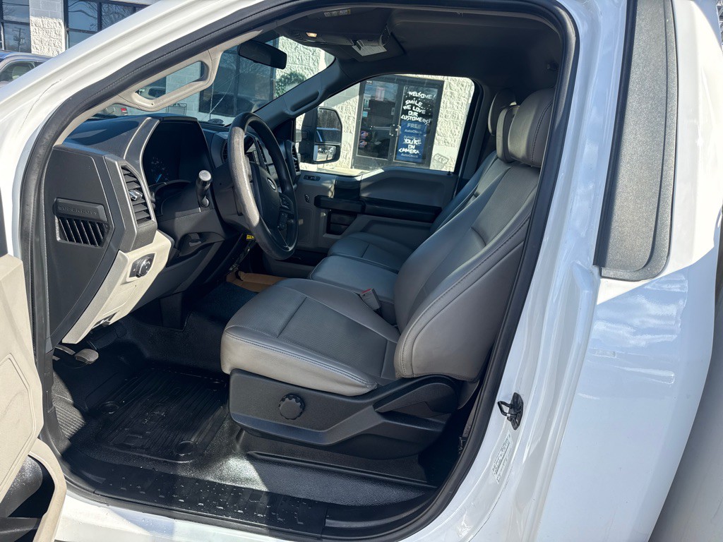 2019 Ford F-350 Image 6