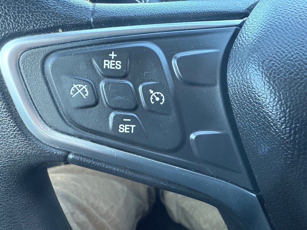 2018 Chevrolet Malibu Image 13