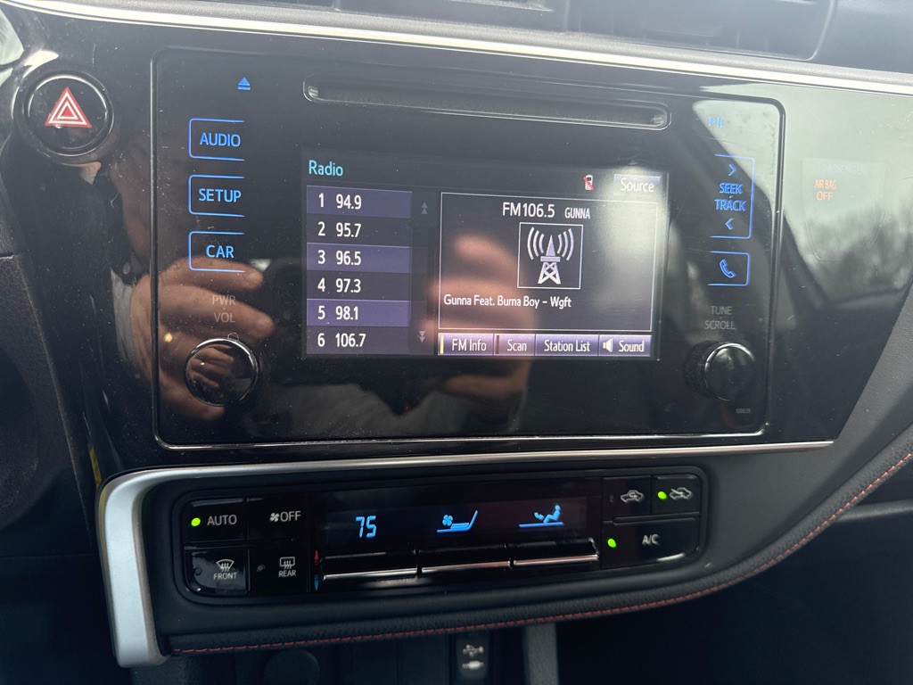 2018 Toyota Corolla Image 10