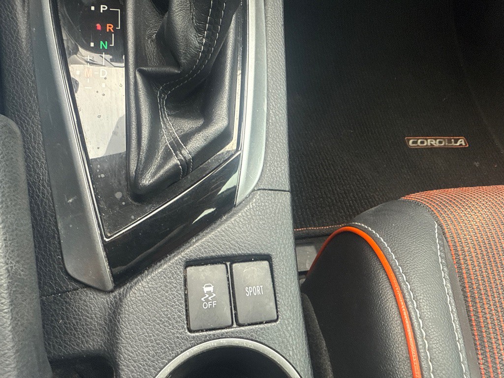 2018 Toyota Corolla Image 12