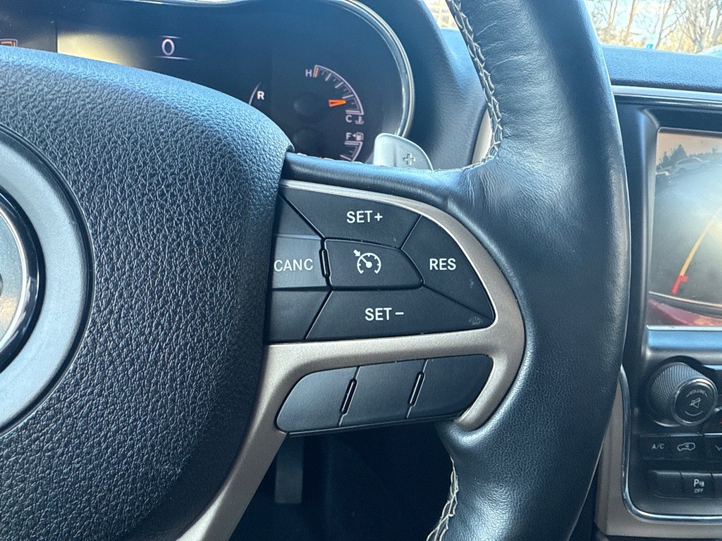 2016 Jeep Grand Cherokee Image 17