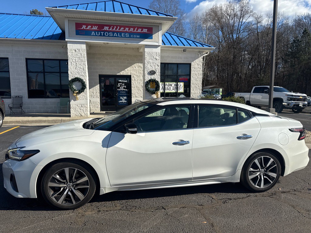 2020 Nissan Maxima Image 2