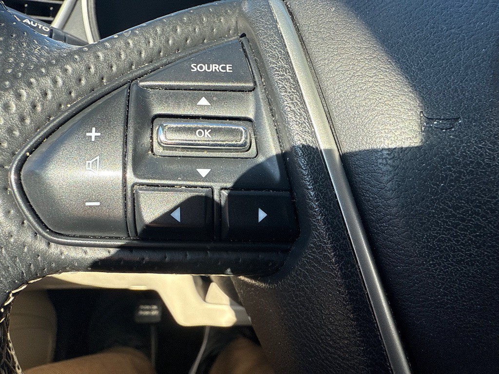 2020 Nissan Maxima Image 17