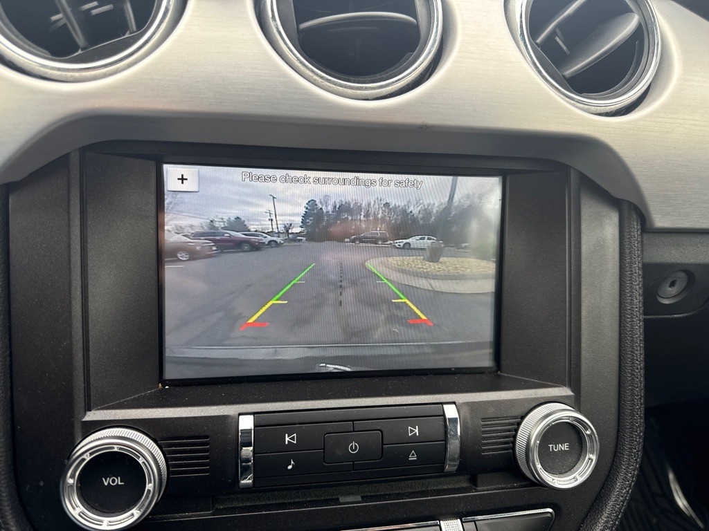 2017 Ford Mustang Image 10