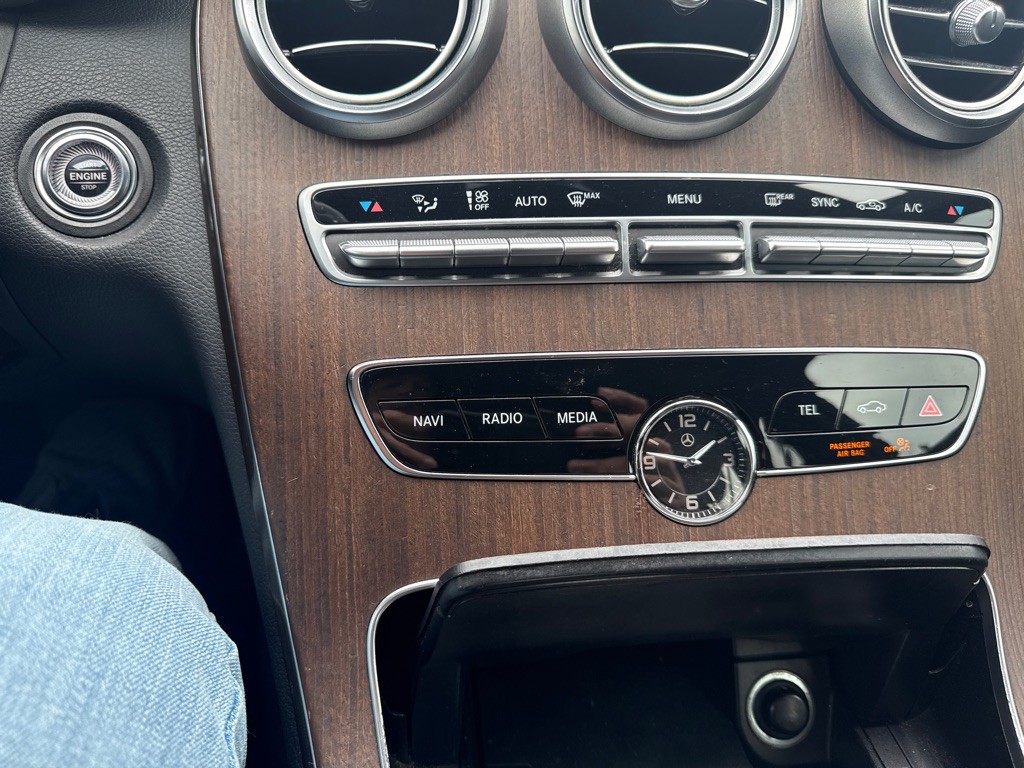 2019 Mercedes-Benz C-Class Image 12