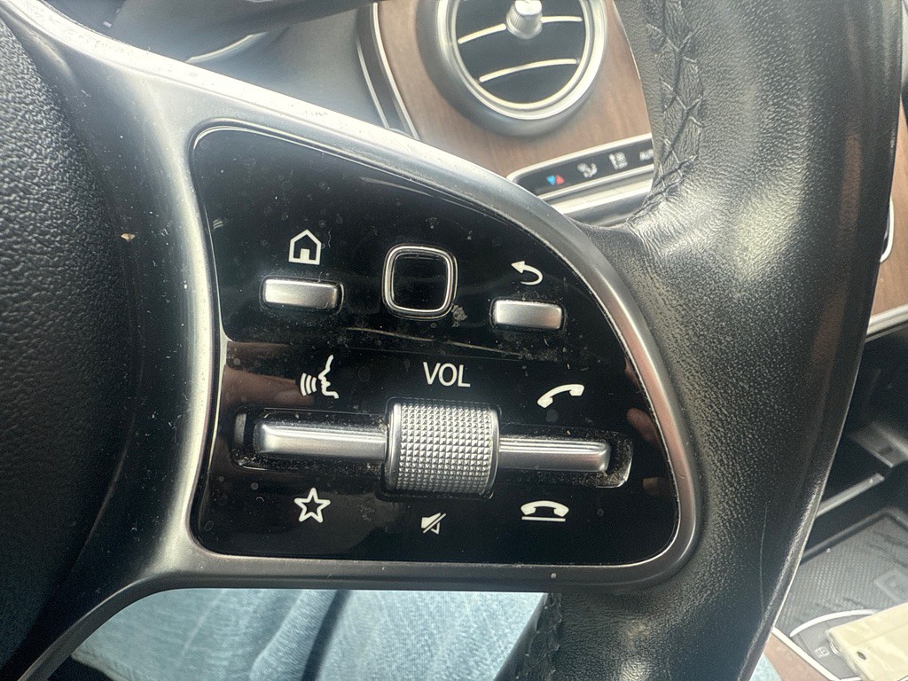 2019 Mercedes-Benz C-Class Image 14