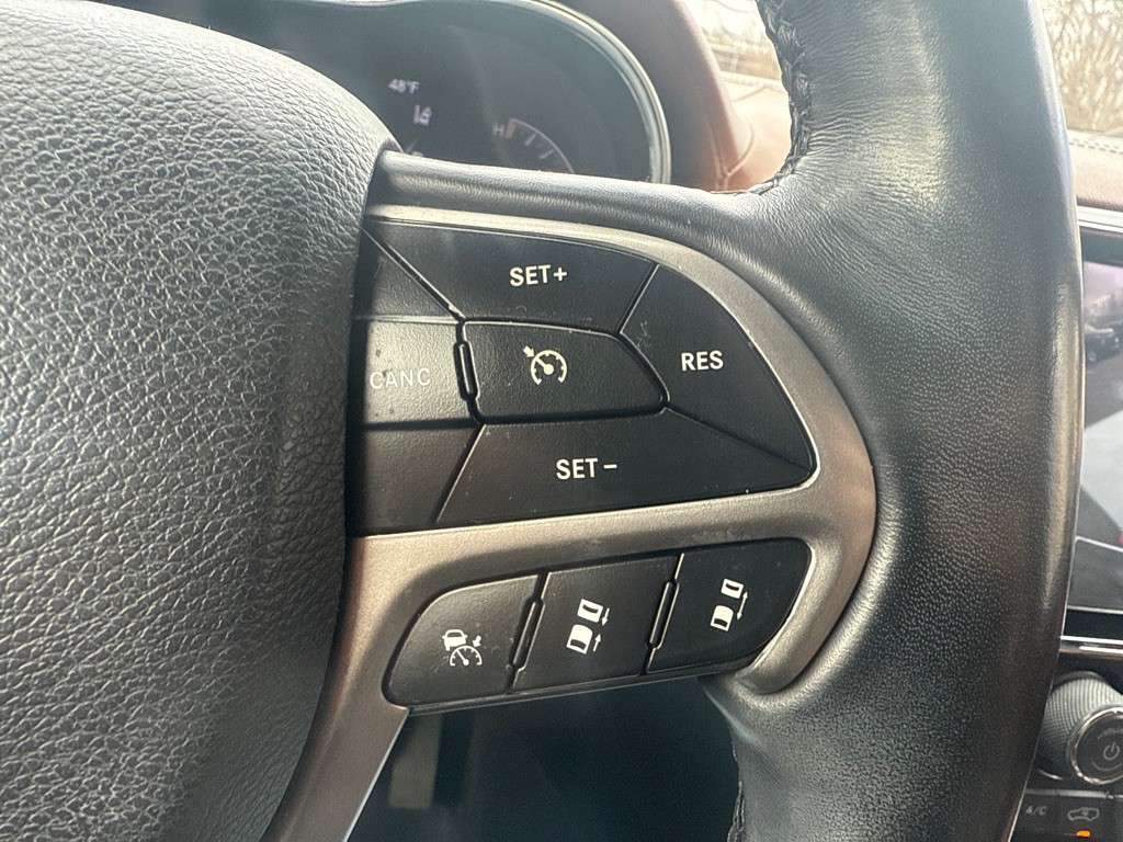 2021 Jeep Grand Cherokee Image 16