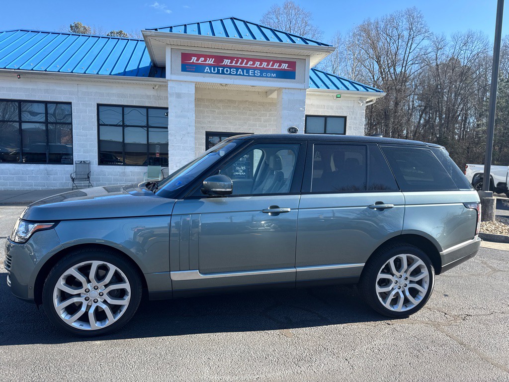 2017 Land Rover Range Rover Image 2