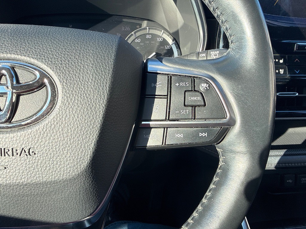 2021 Toyota Highlander Image 19