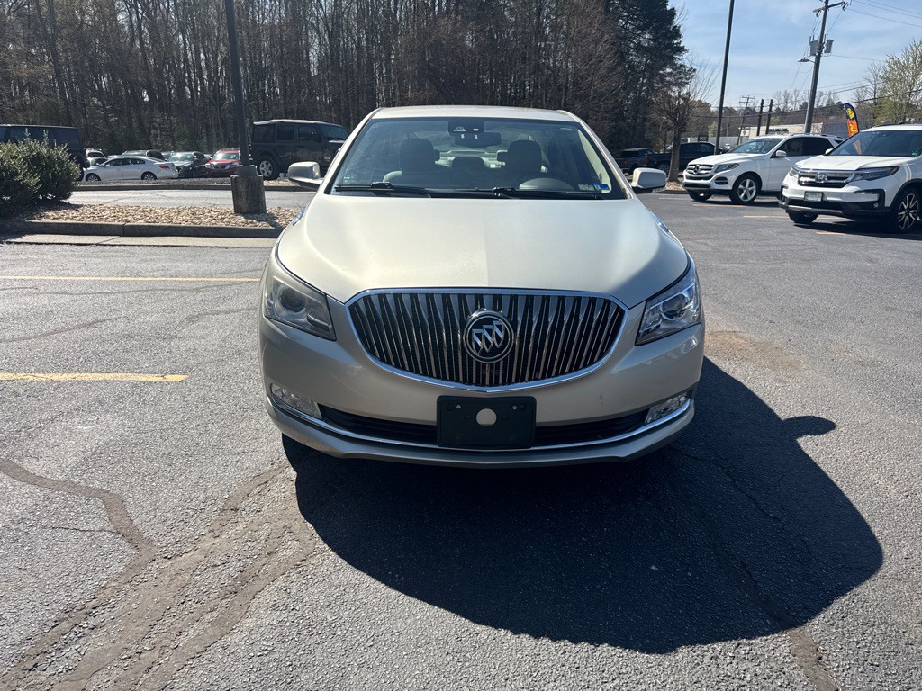 2015 Buick Lacrosse Image 3