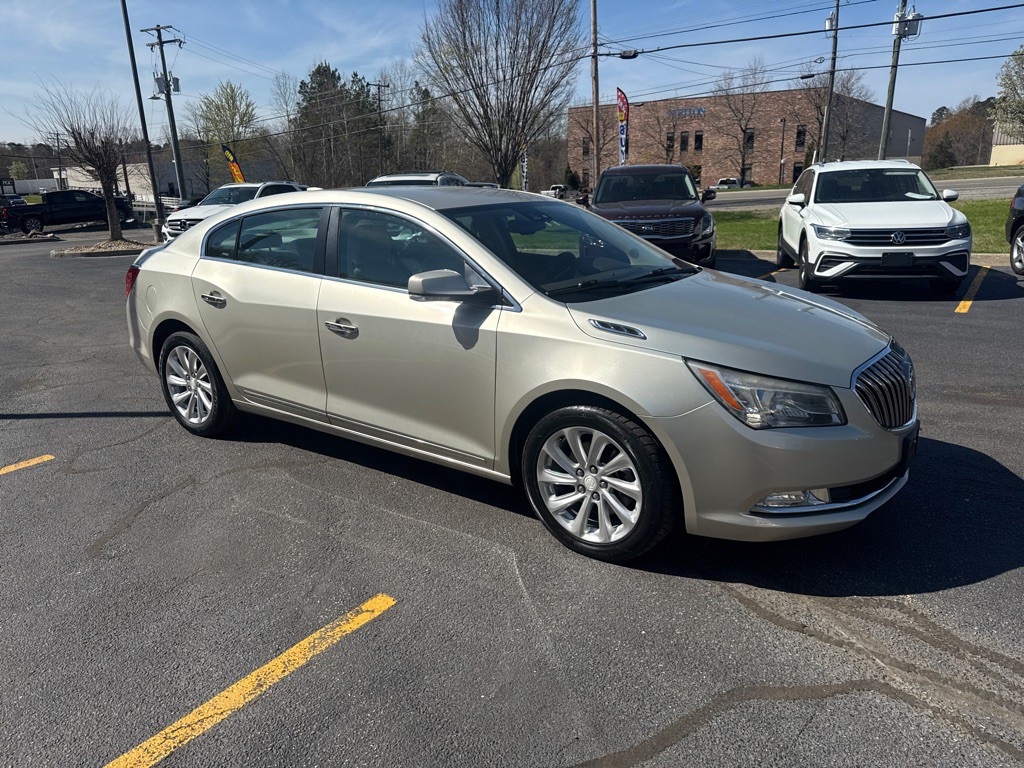 2015 Buick Lacrosse Image 4