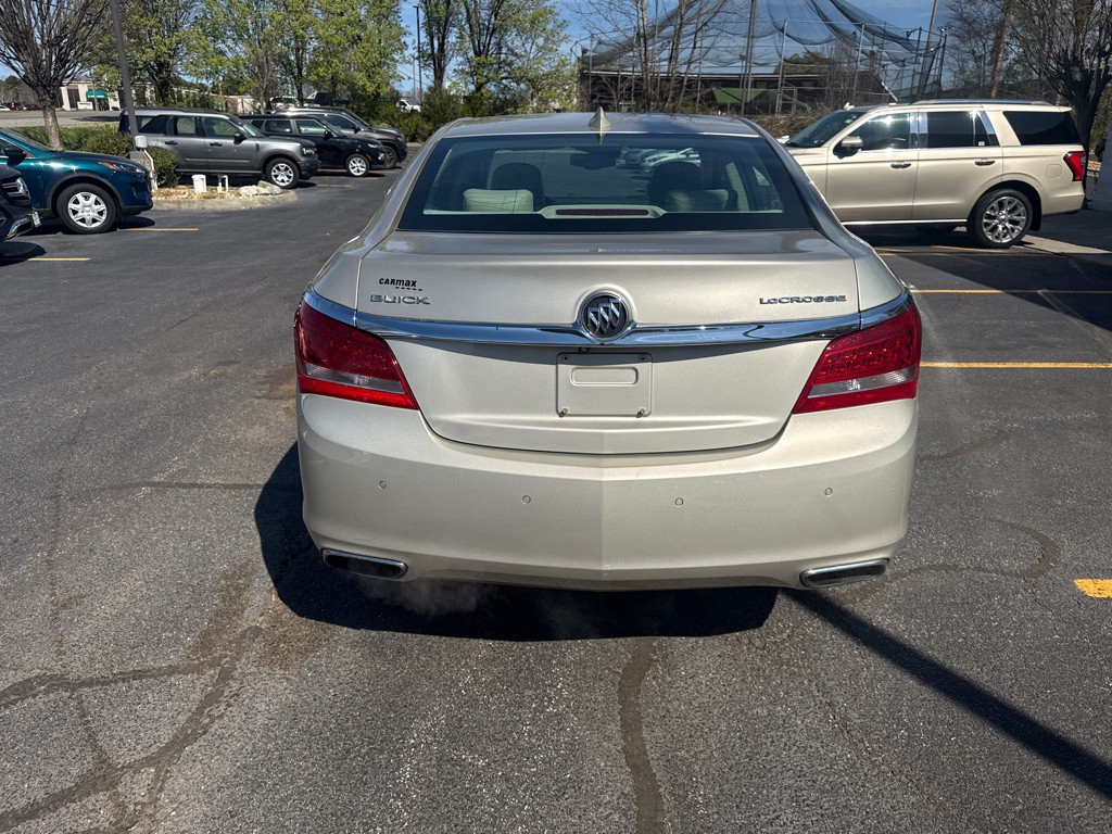 2015 Buick Lacrosse Image 5