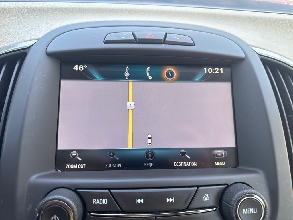 2015 Buick Lacrosse Image 10