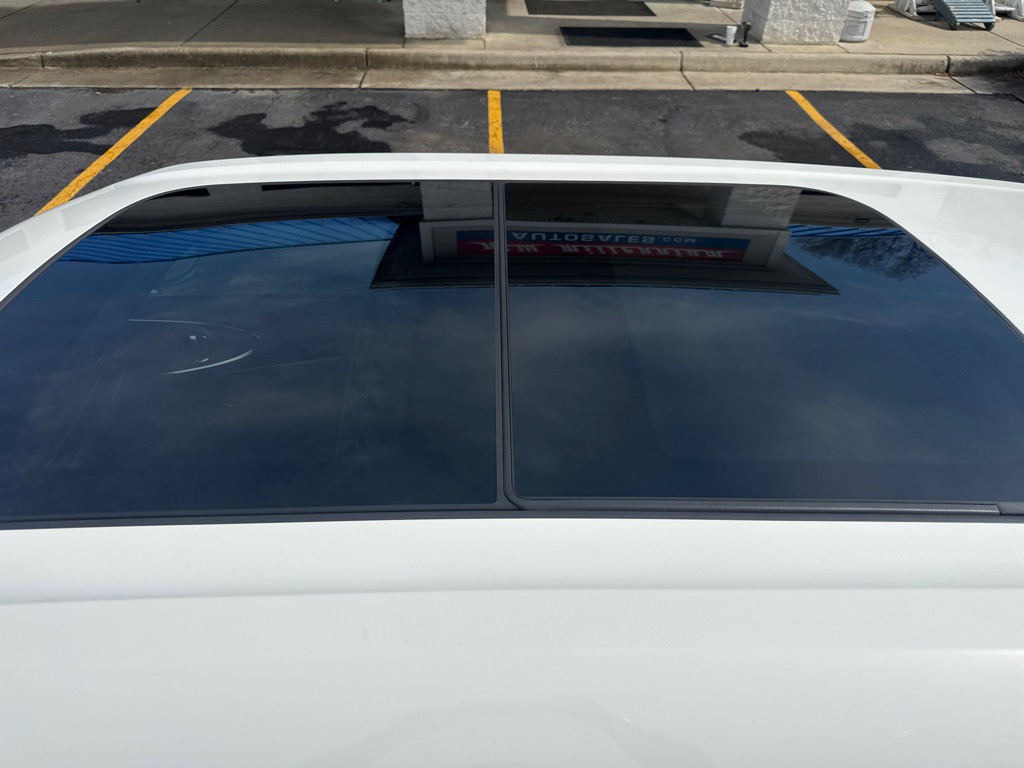 2019 MINI Cooper Image 10