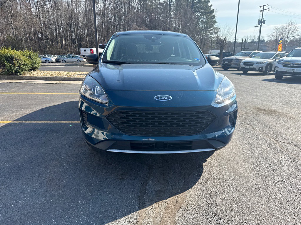 2020 Ford Escape Image 3