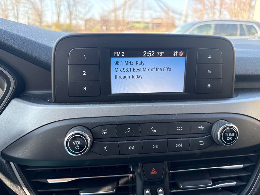 2020 Ford Escape Image 10