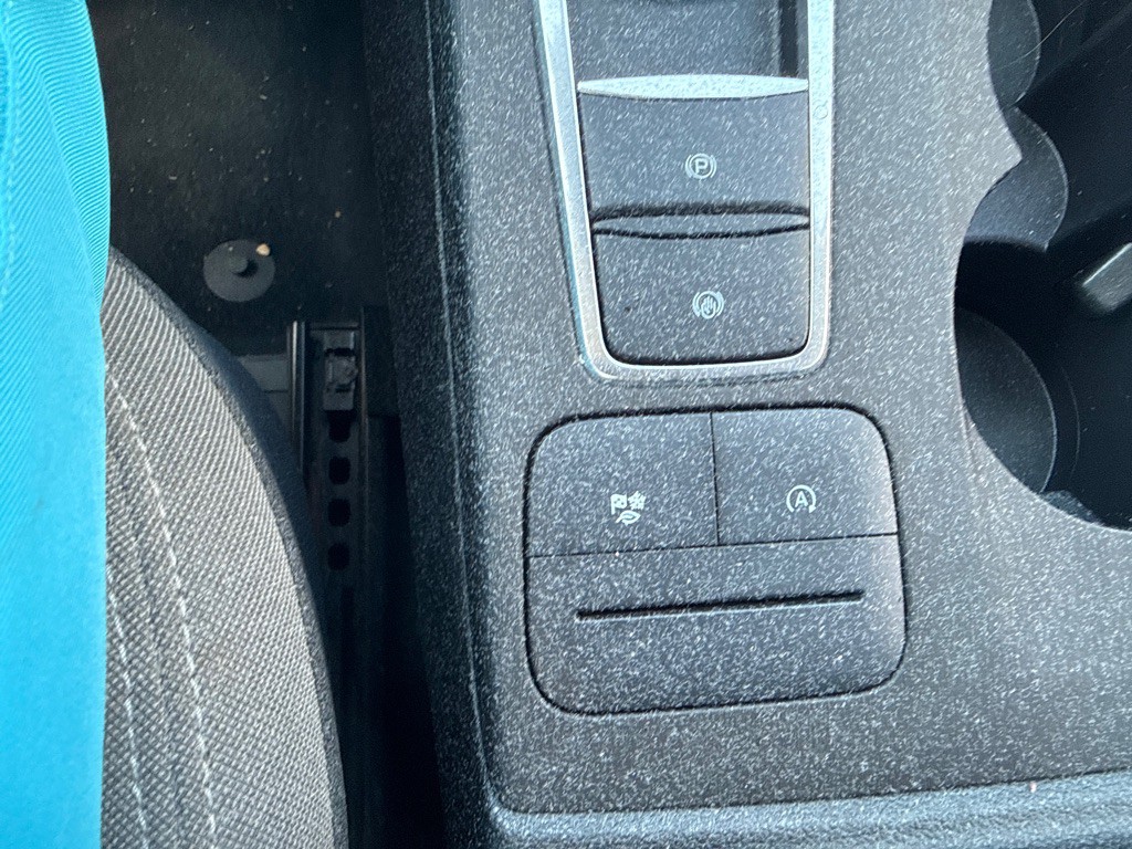 2020 Ford Escape Image 13