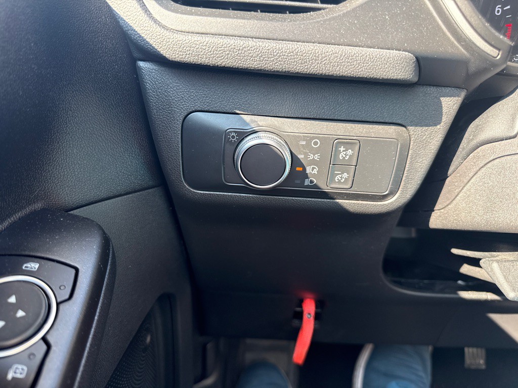 2020 Ford Escape Image 16