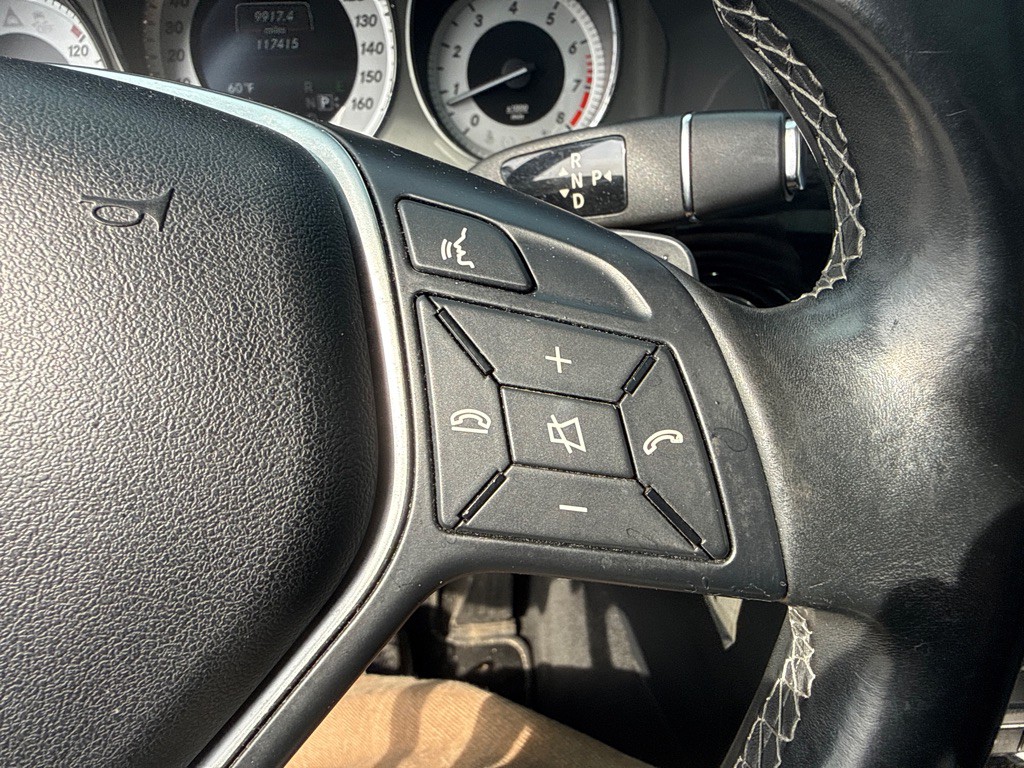 2015 Mercedes-Benz GLK-Class Image 14