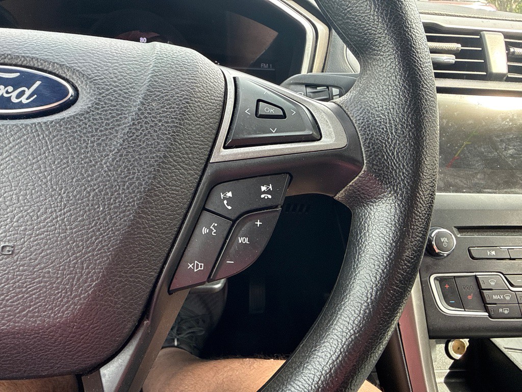 2017 Ford Fusion Image 13