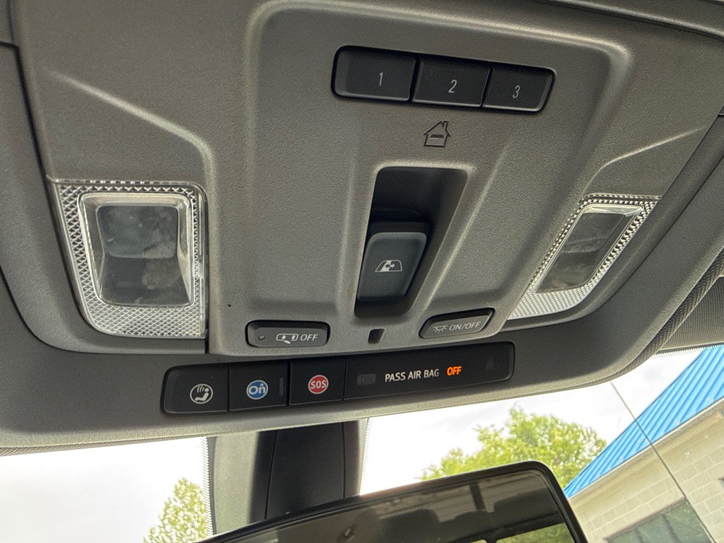2019 Chevrolet Silverado 1500 Image 16