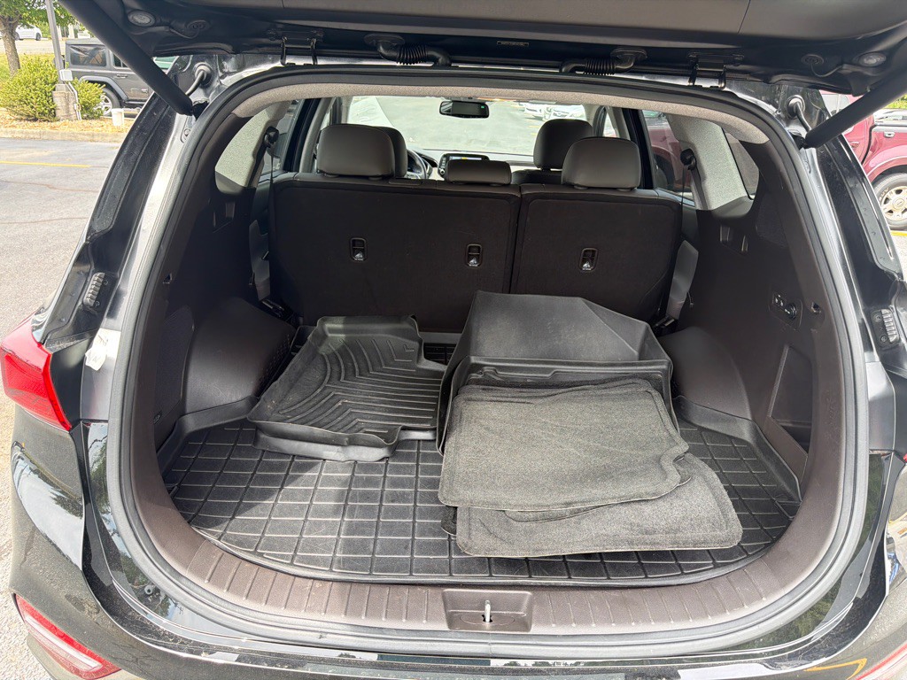 2019 Hyundai Santa Fe Image 6