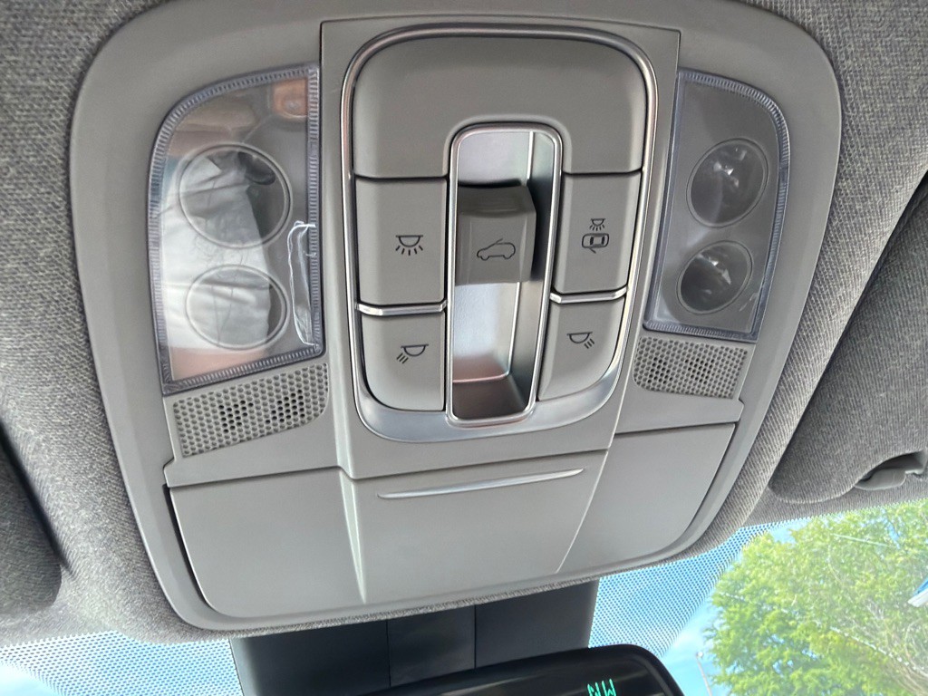 2019 Hyundai Santa Fe Image 19