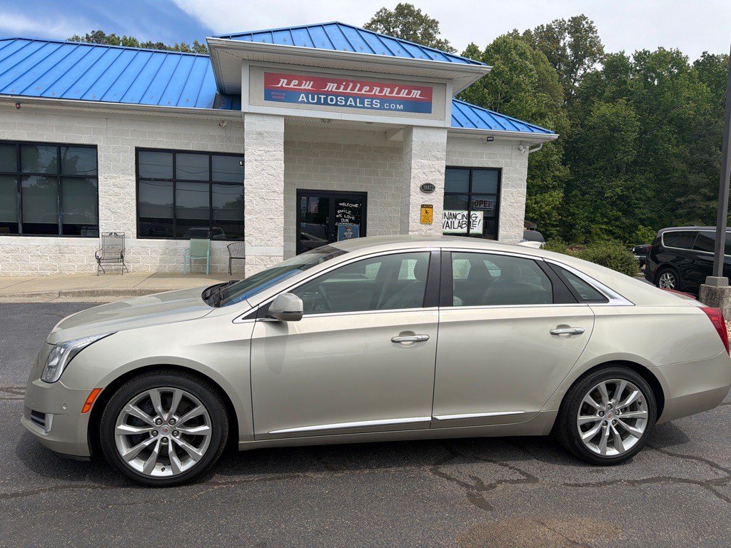 2015 Cadillac XTS Image 2