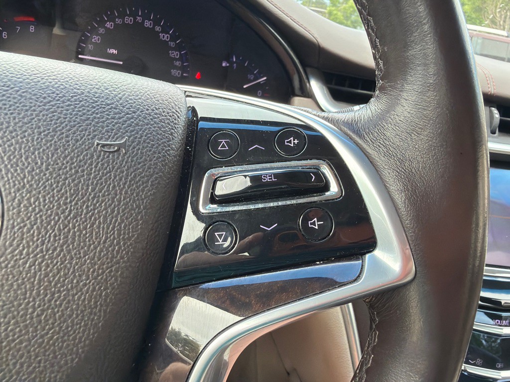 2015 Cadillac XTS Image 15