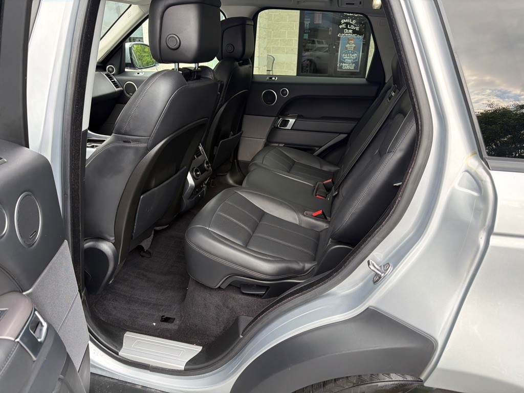 2018 Land Rover Range Rover Sport Image 8