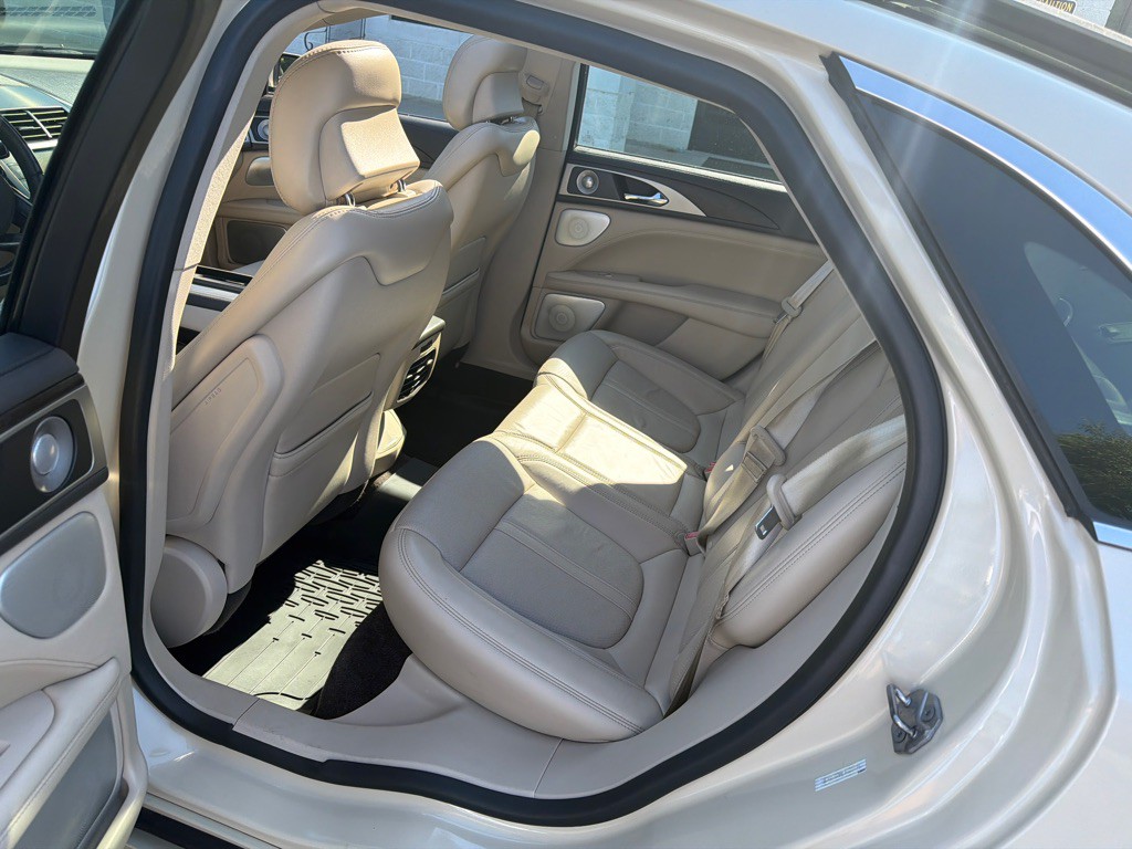 2018 Lincoln MKZ Image 8