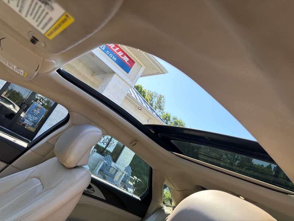 2018 Lincoln MKZ Image 10