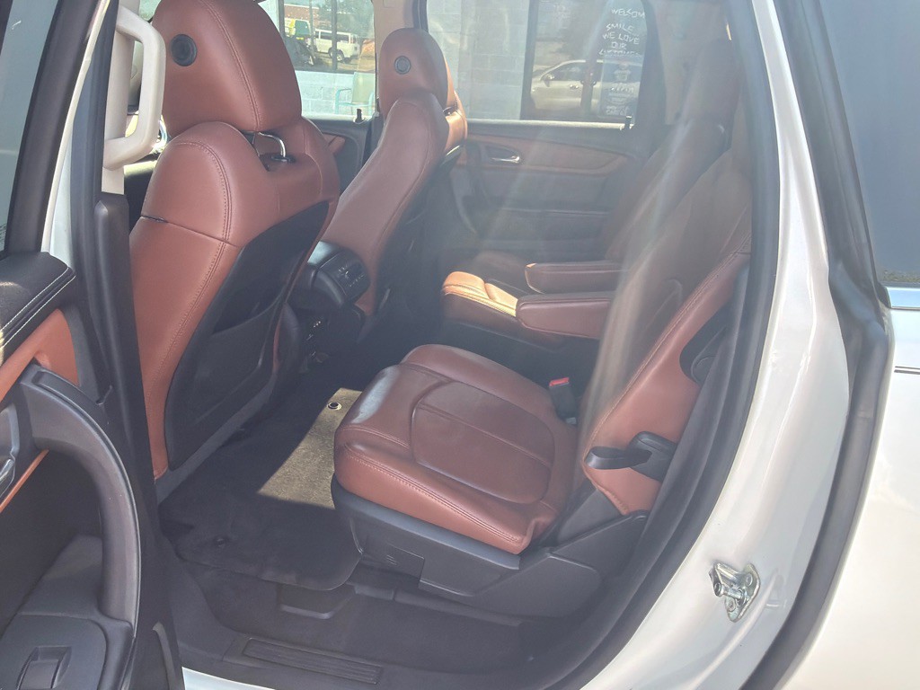 2015 Chevrolet Traverse Image 8